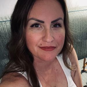 Meet your Posher, Niki